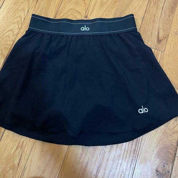 Alo Match Point Skirt – XS/S – Black – Excellent Condition - Picture 4 of 4